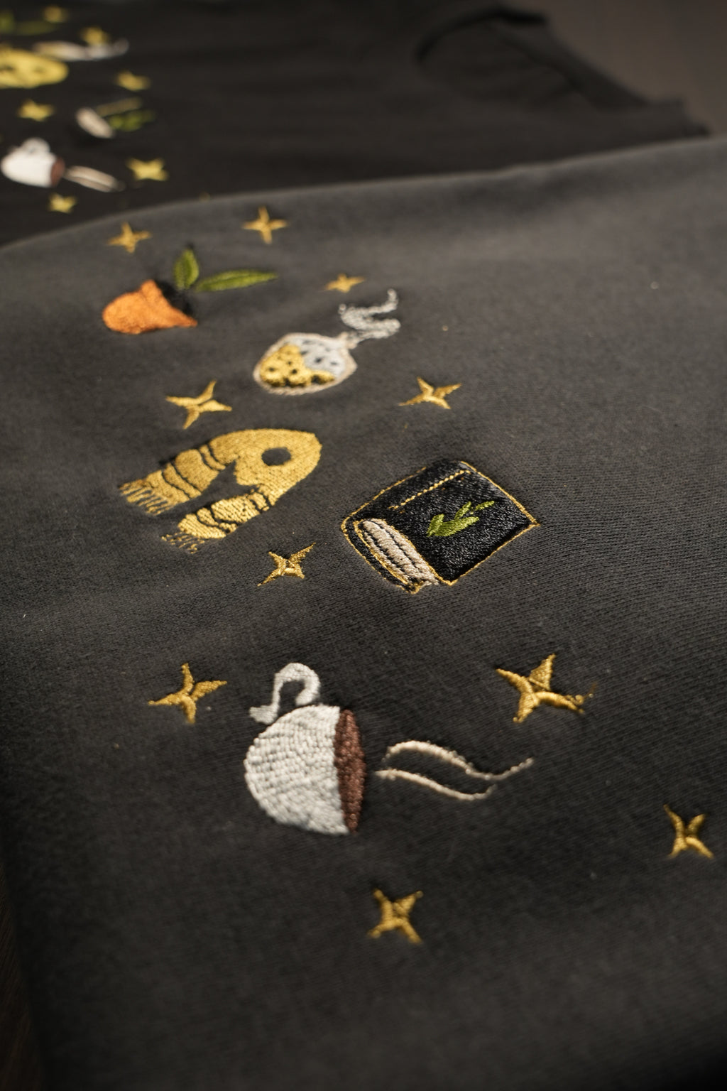 Magic Gift Set – Sweater Badger House 3-Piece (Black Sweater + Wand)