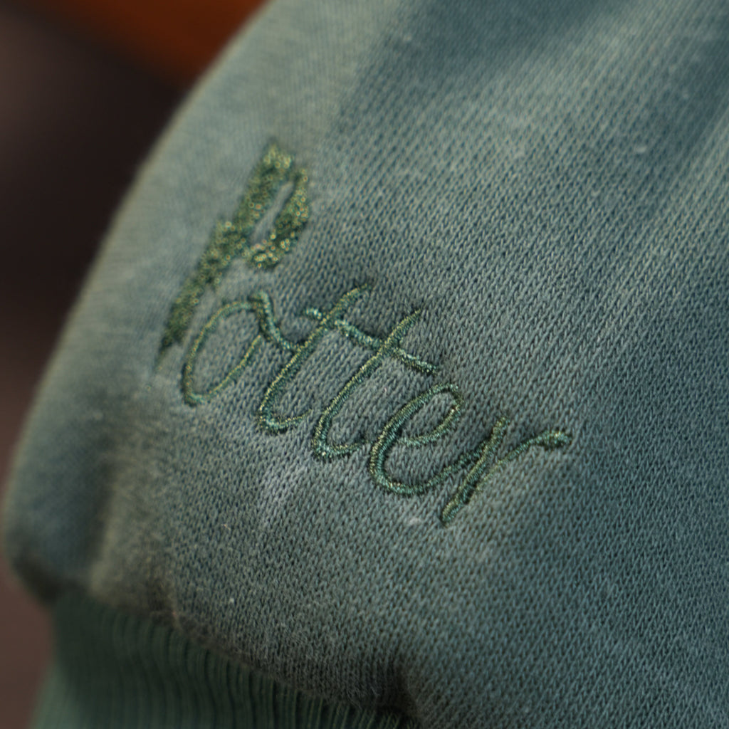 Magic Gift Set – Cauldron &amp; Hat 8 Piece (Teal Blue sweater, Wand, Large Pencil Bag, 2 Spell Books)