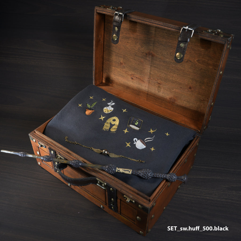 Magic Gift Set – Sweater Badger House 3-Piece (Black Sweater + Wand)