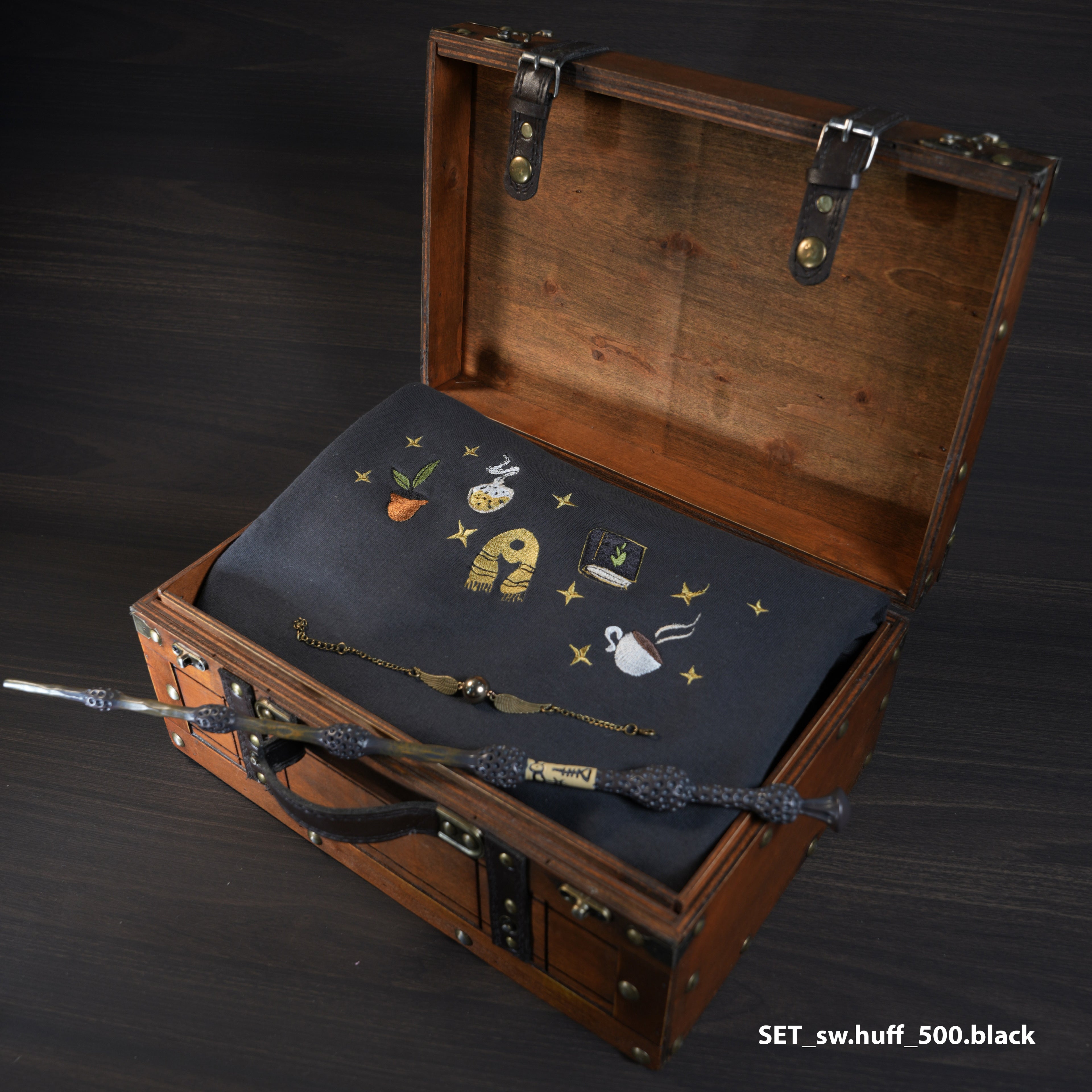 Magic Gift Set – Sweater Badger House 3-Piece (Black Sweater + Wand)