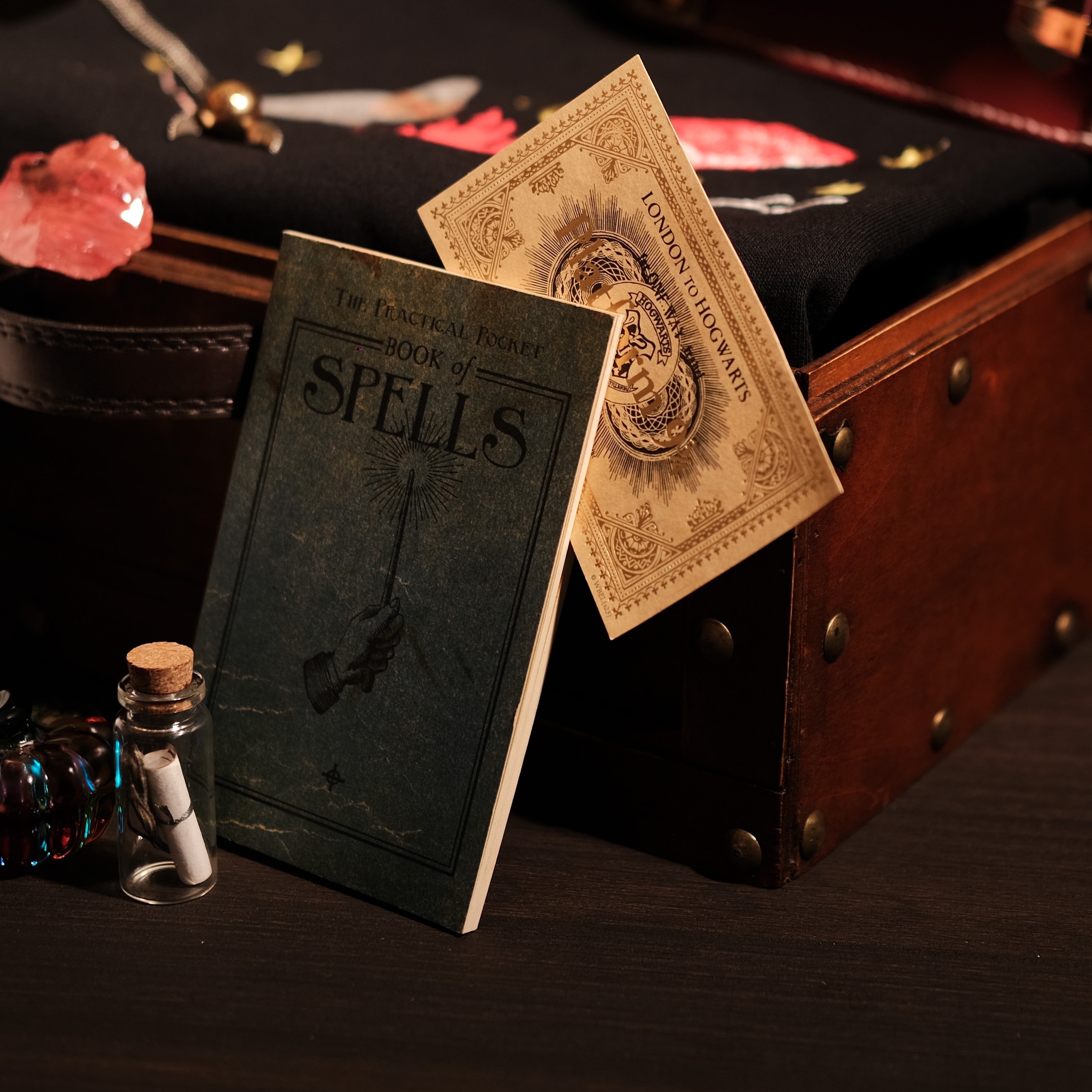 Magic Gift Set – Sweater Owl & MonsterBook 8 pieces (Black sweater + Wand + Glass pumpkin + spell book + Mini bag)