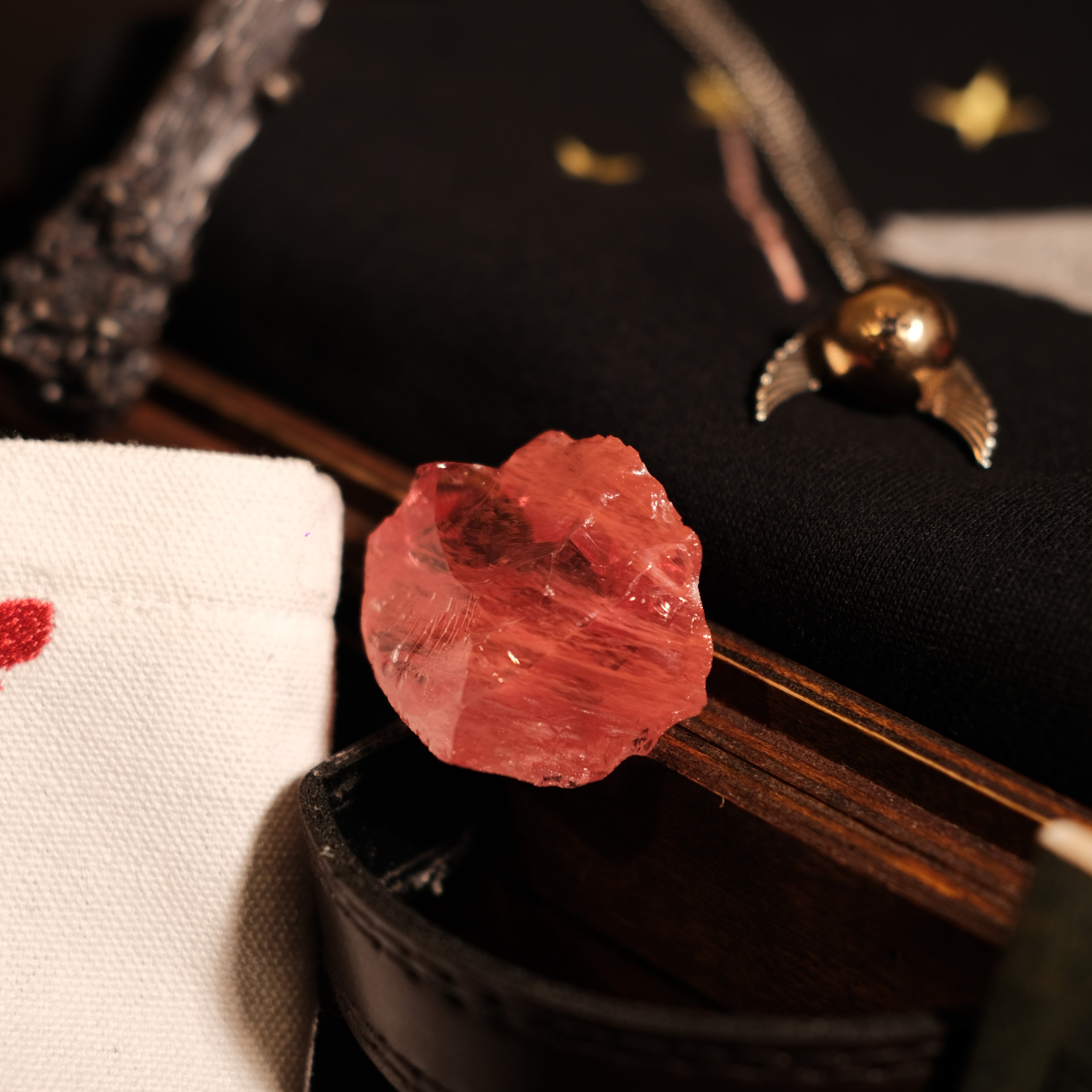 Magic Gift Set – Sweater Owl &amp; MonsterBook 10 pieces (Black Sweater + Wand + Glass Pumpkin + Magic Book + Mini Bag)