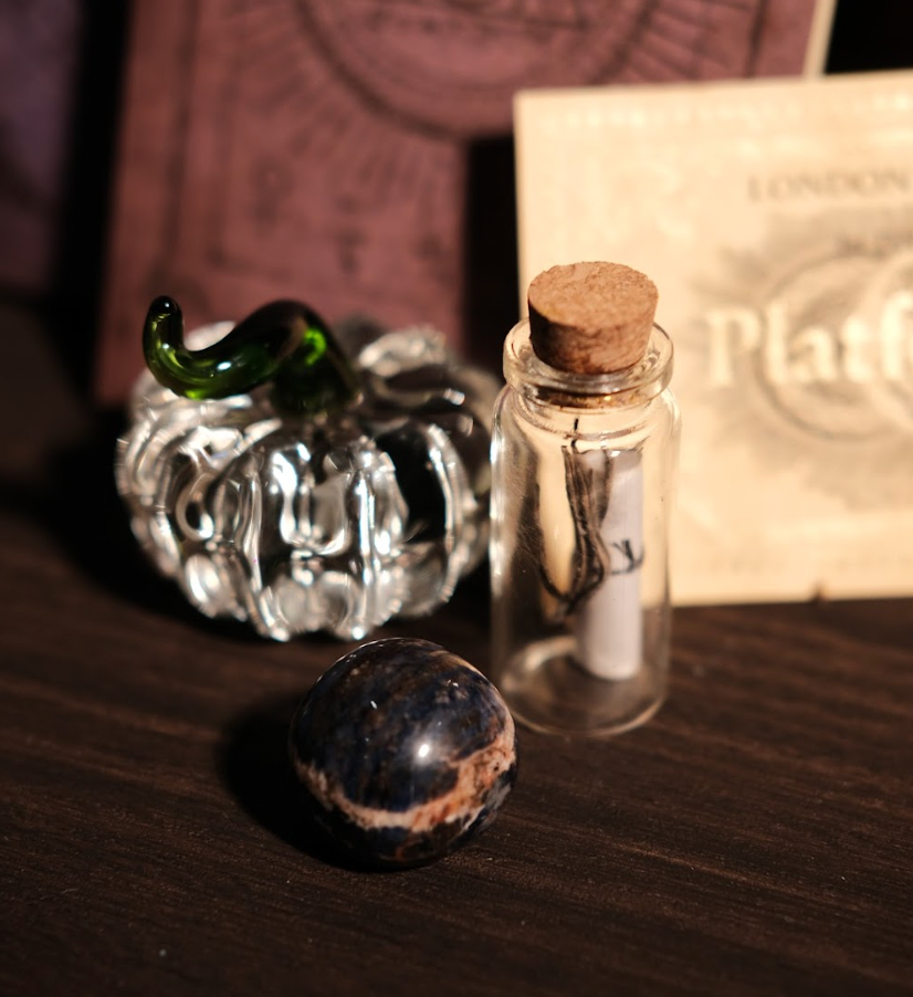 Magic Gift Set – Cauldron &amp; Hat 8 Piece (Teal Blue sweater, Wand, Large Pencil Bag, 2 Spell Books)